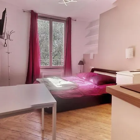 Hyper Centre Palais De Justice * روان